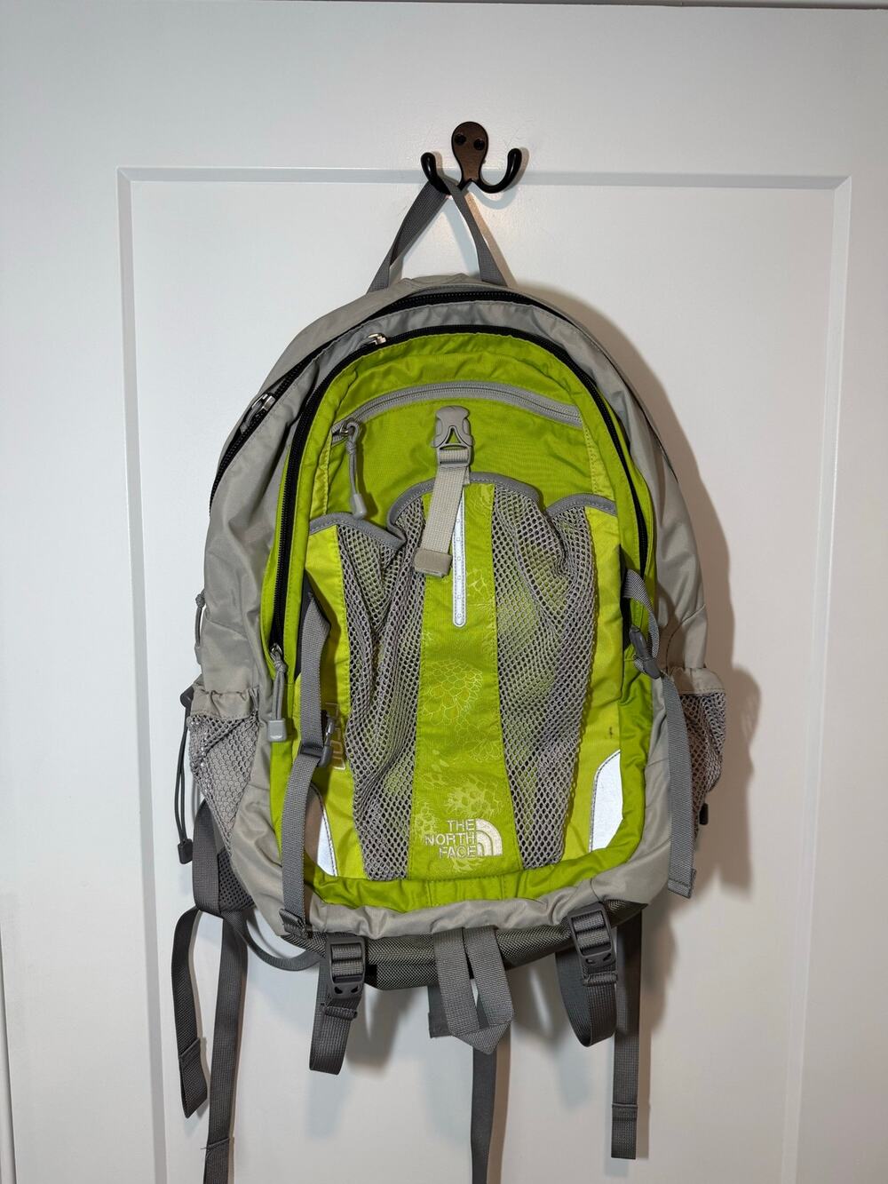 Vintage Y2k The North Face Recon 33L Outdoor Hiking Laptop Backpack